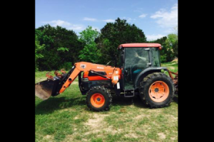 HCC Tractor photo